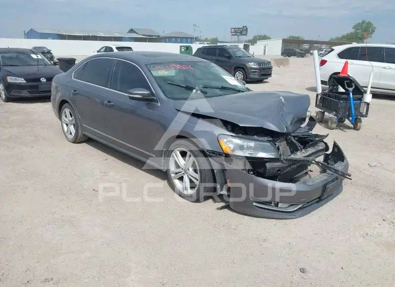 2013 Volkswagen Passat photo