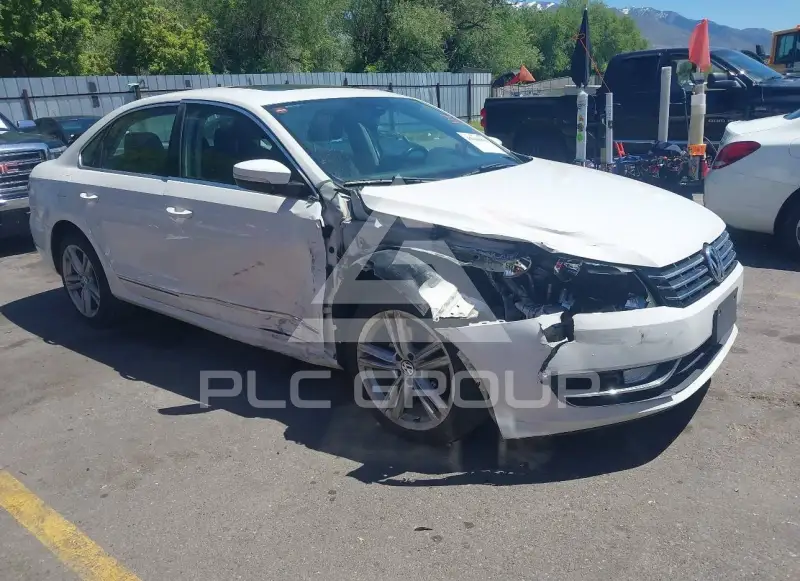 2013 Volkswagen Passat photo