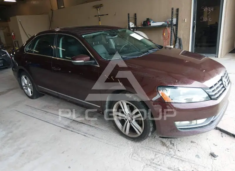 2013 Volkswagen Passat photo