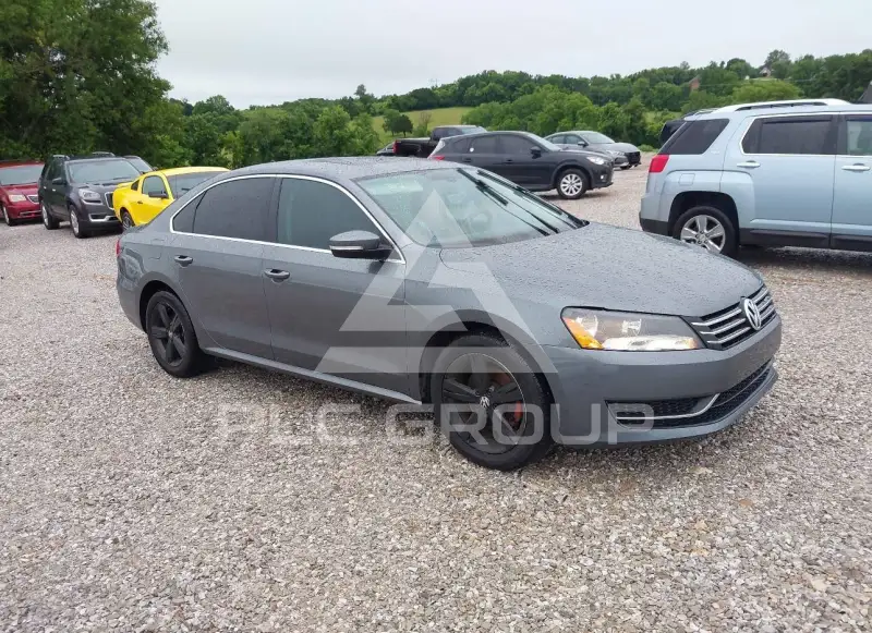 2013 Volkswagen Passat фото