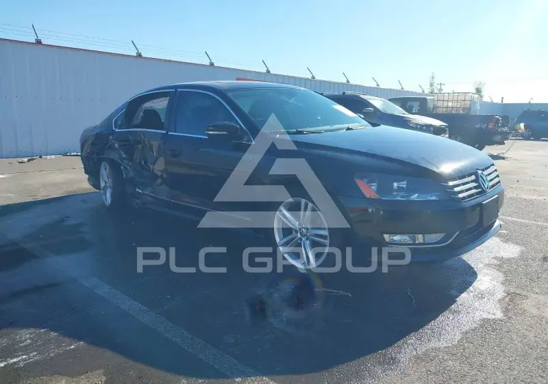 2013 Volkswagen Passat photo