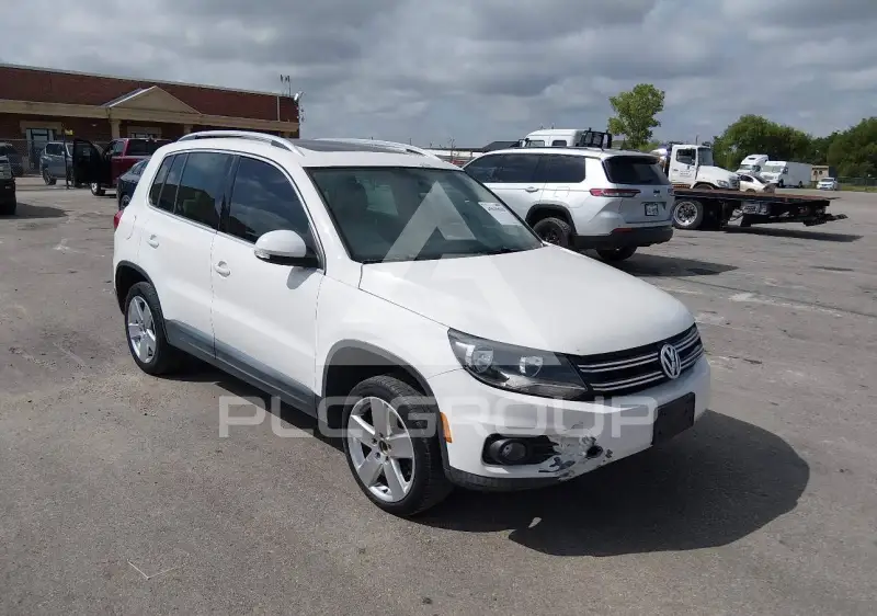 2013 Volkswagen Tiguan фото