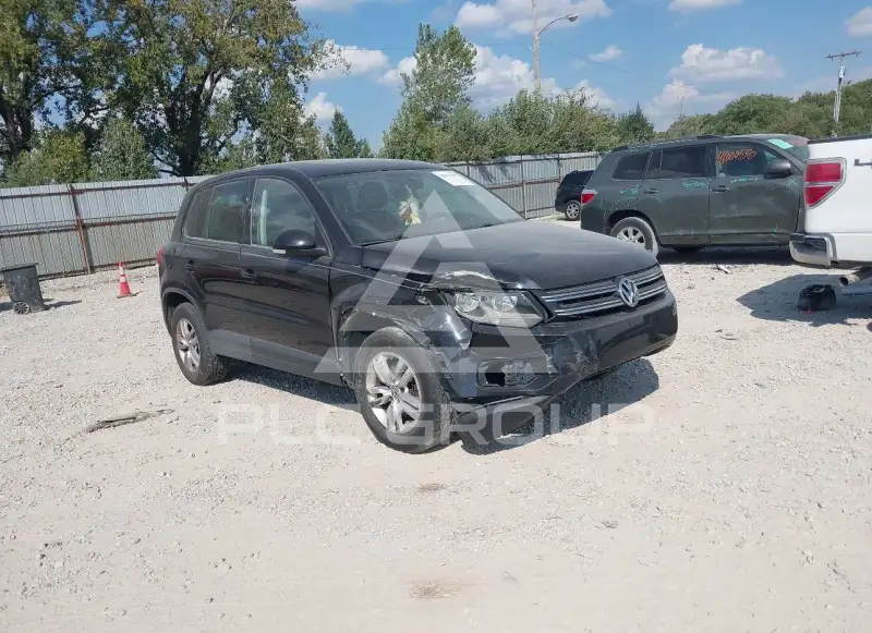 2013 Volkswagen Tiguan photo