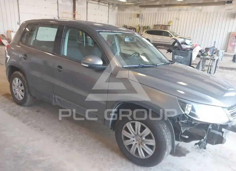 2013 Volkswagen Tiguan photo