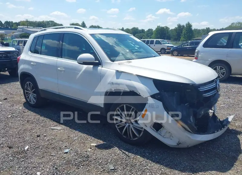 2013 Volkswagen Tiguan photo