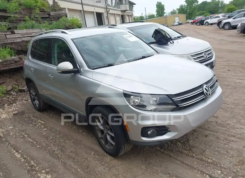 2013 Volkswagen Tiguan фото