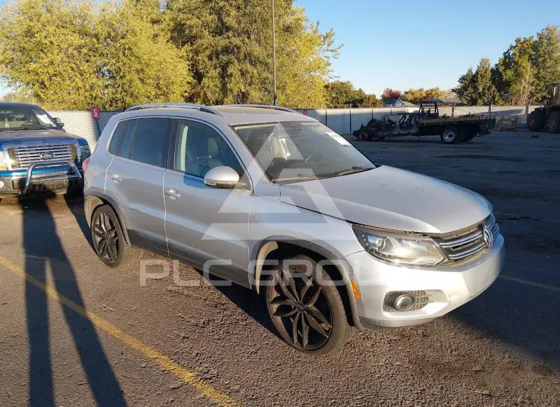2013 Volkswagen Tiguan photo