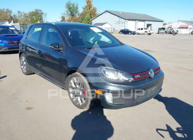 2013 Volkswagen GTI фото