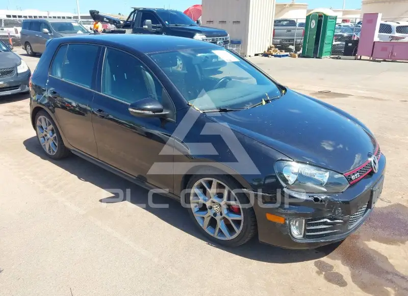 2013 Volkswagen GTI photo