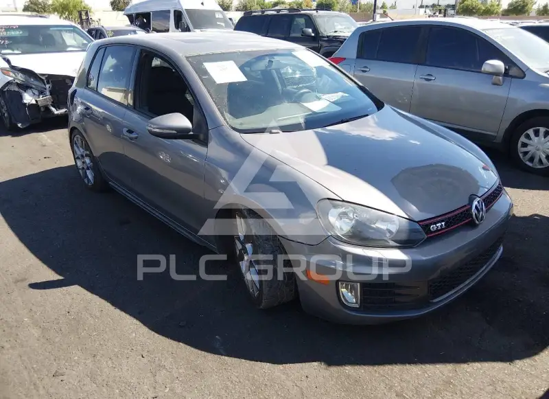 2013 Volkswagen GTI photo