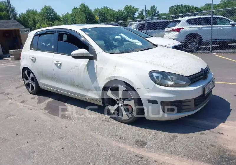 2013 Volkswagen GTI photo
