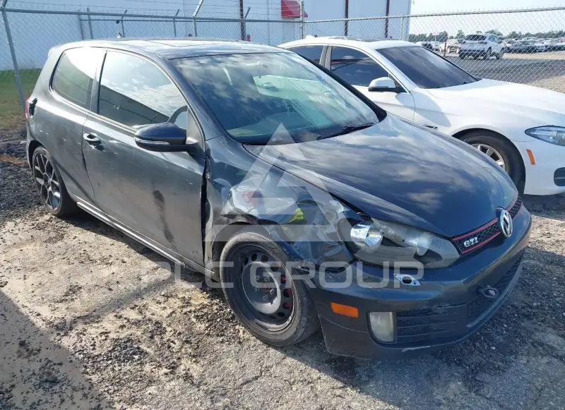 2013 Volkswagen GTI фото