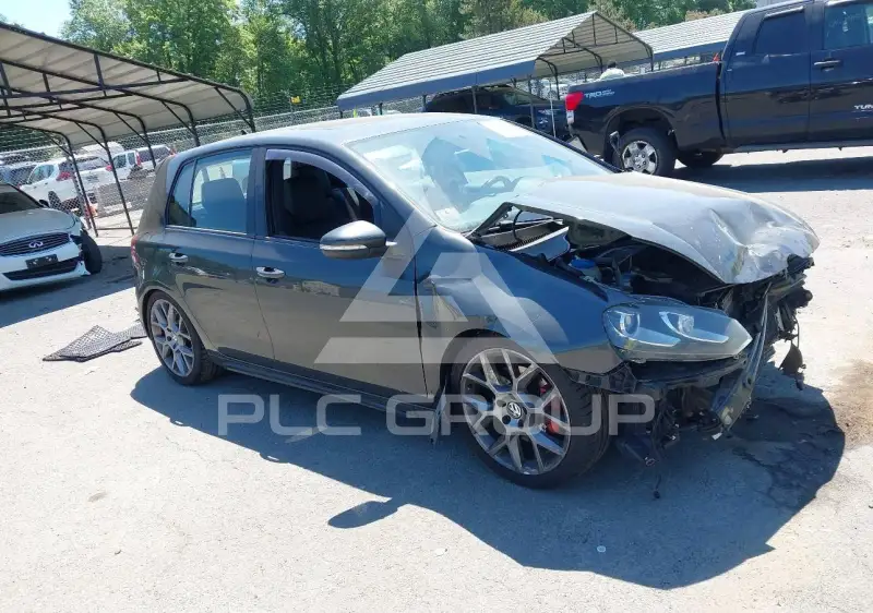 2013 Volkswagen GTI photo