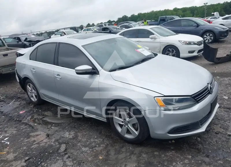 2013 Volkswagen Jetta photo