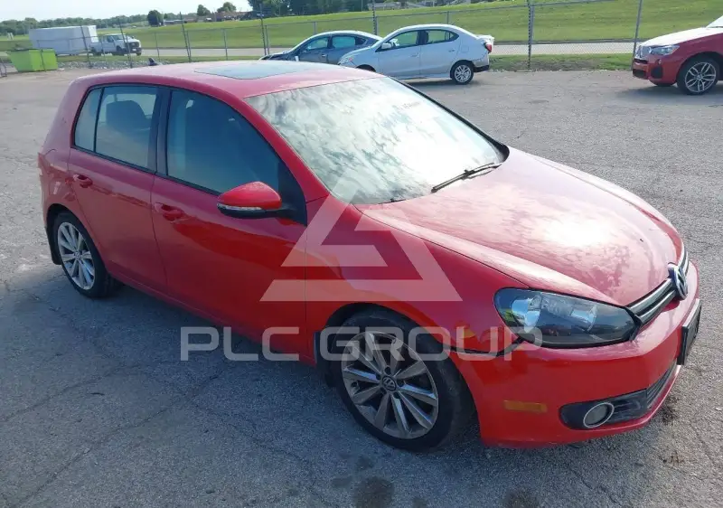 2013 Volkswagen GOLF photo