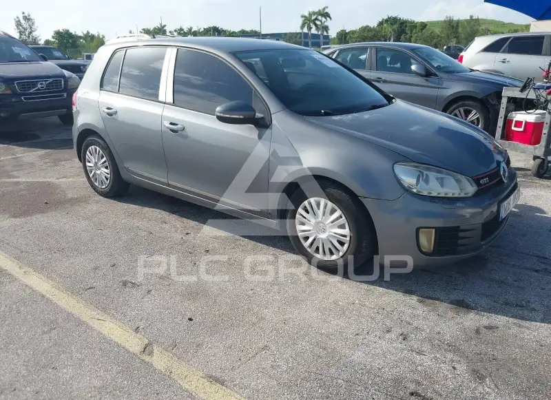 2013 Volkswagen GOLF photo