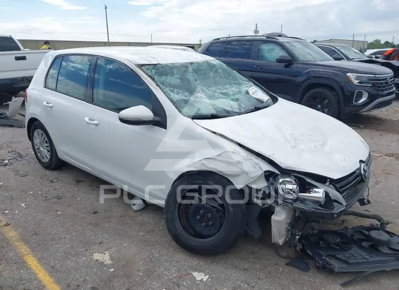 2013 Volkswagen GOLF photo