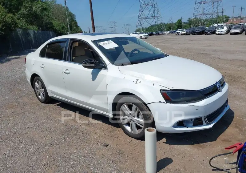 2013 Volkswagen Jetta photo