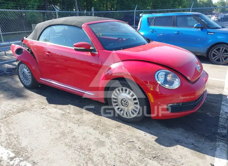 2013 Volkswagen BEETLE фото