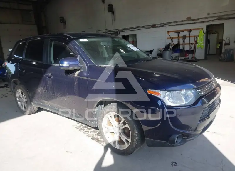 2014 Mitsubishi OUTLANDER photo