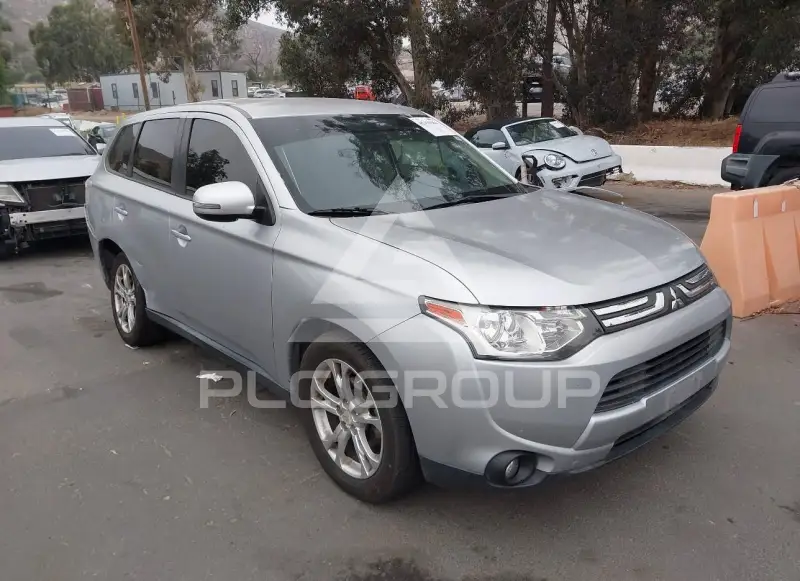 2014 Mitsubishi OUTLANDER фото