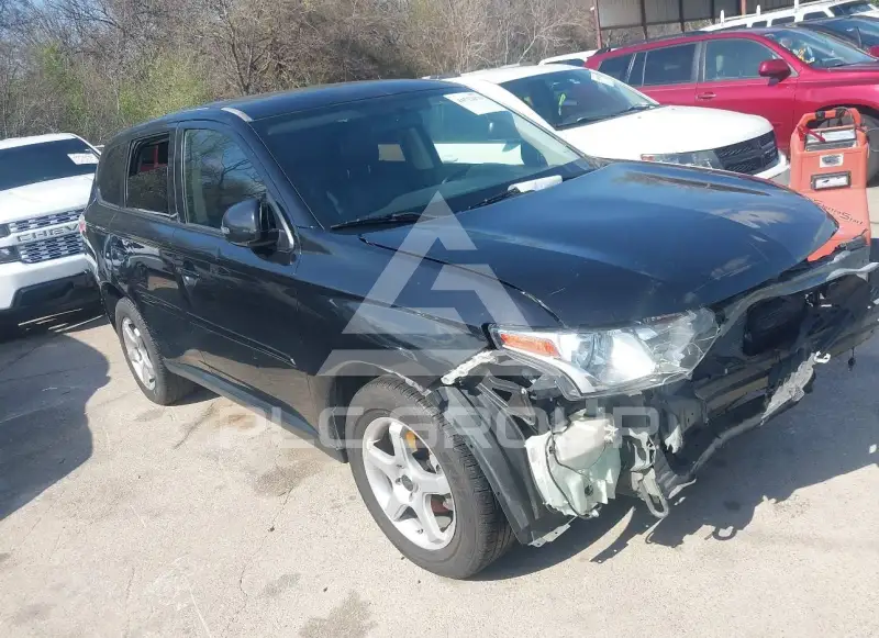 2014 Mitsubishi OUTLANDER photo