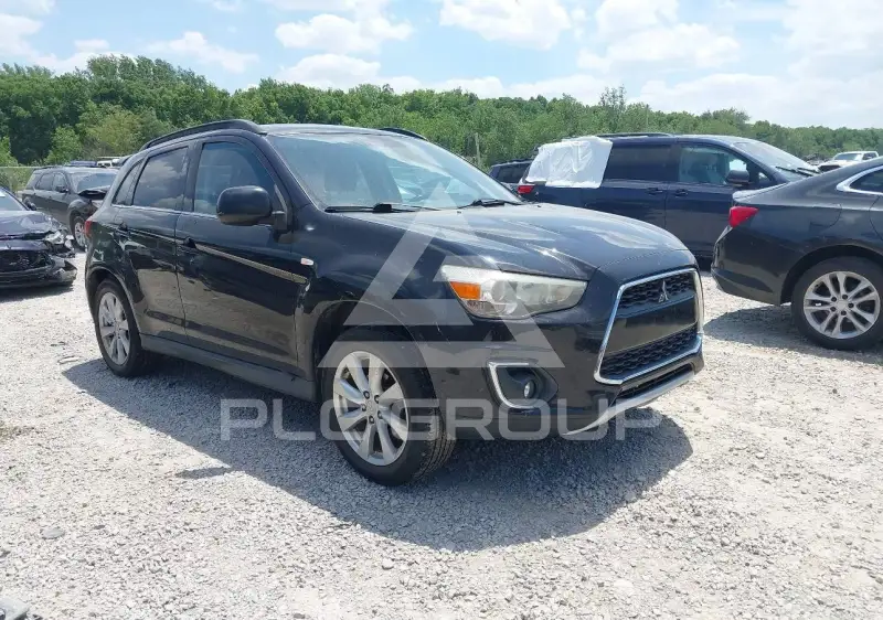 2014 Mitsubishi OUTLANDER фото