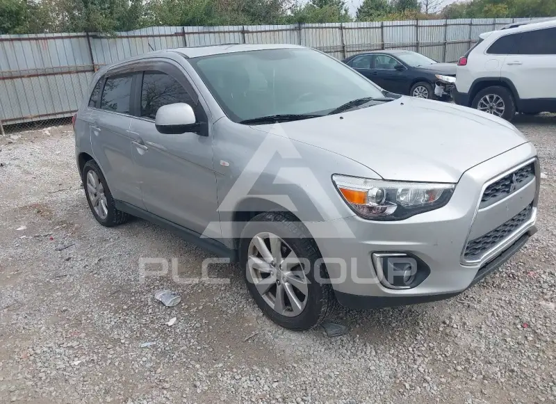 2014 Mitsubishi OUTLANDER photo