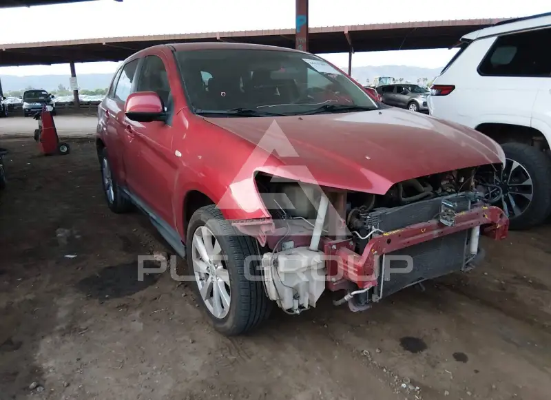 2014 Mitsubishi OUTLANDER фото