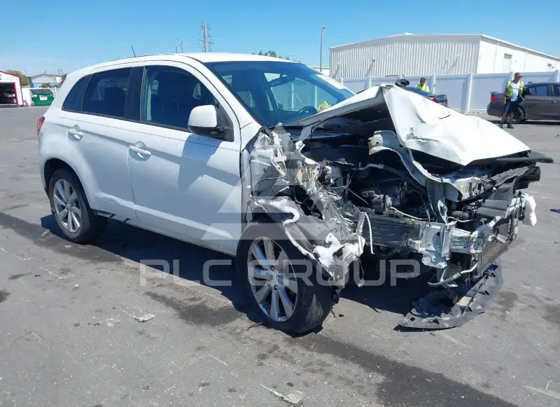 2014 Mitsubishi OUTLANDER фото