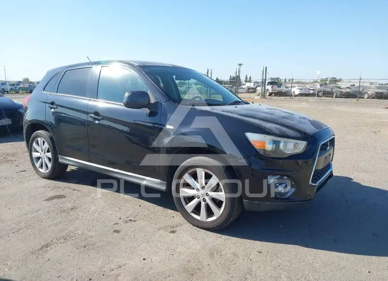 2014 Mitsubishi OUTLANDER фото