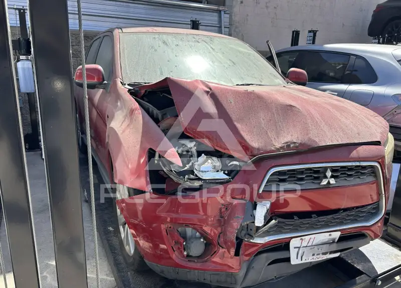 2014 Mitsubishi OUTLANDER фото