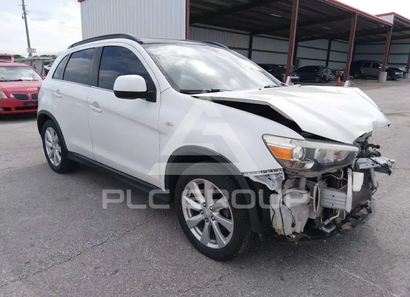 2014 Mitsubishi OUTLANDER фото
