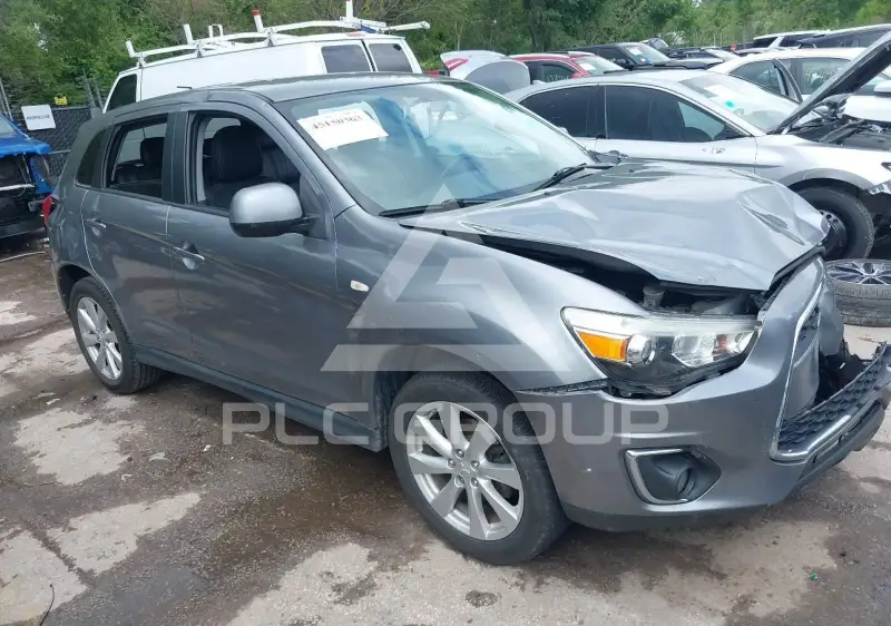 2014 Mitsubishi OUTLANDER фото