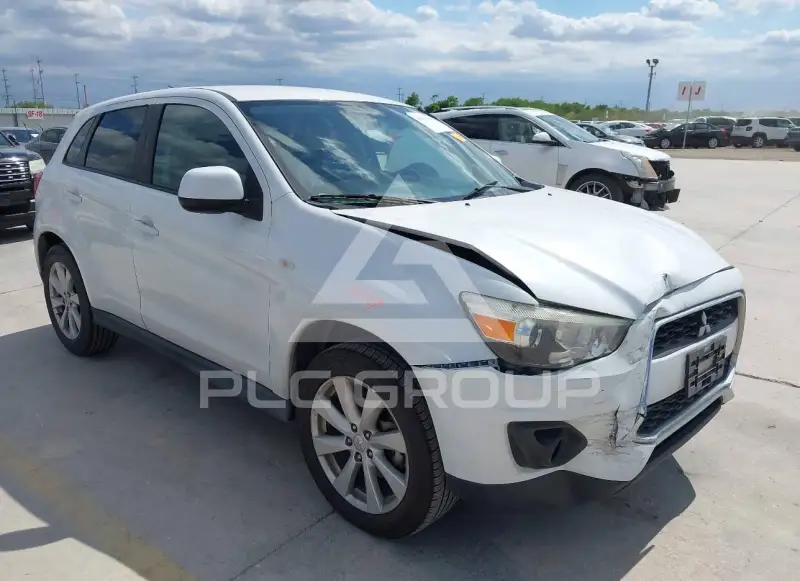 2014 Mitsubishi OUTLANDER фото