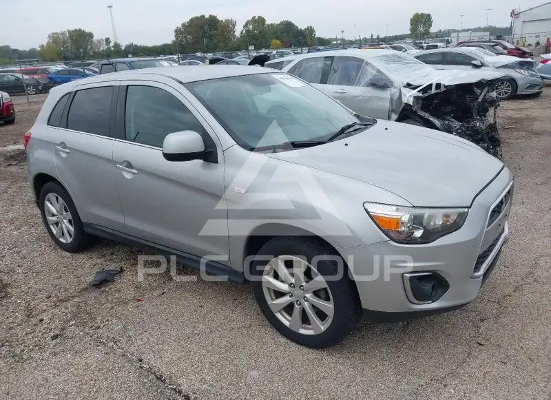 2014 Mitsubishi OUTLANDER photo