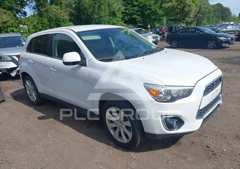 2014 Mitsubishi OUTLANDER photo