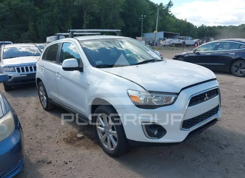 2014 Mitsubishi OUTLANDER фото
