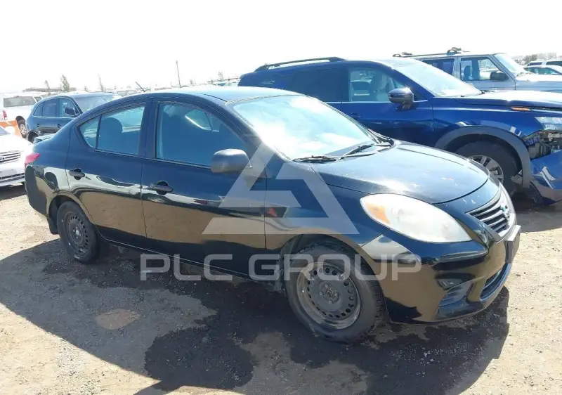 2014 Nissan VERSA фото