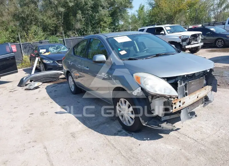 2014 Nissan VERSA photo