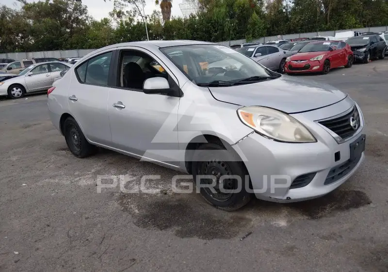 2014 Nissan VERSA photo