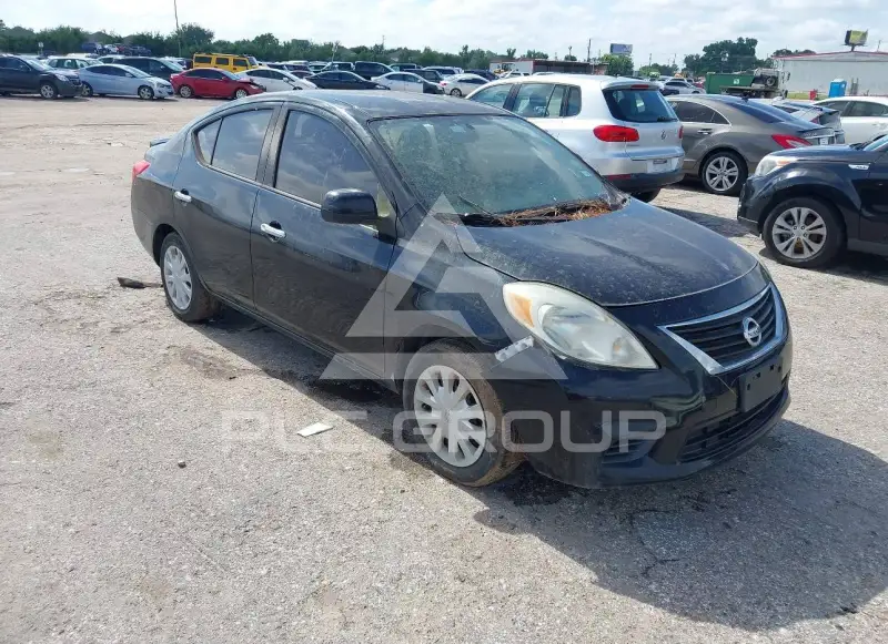 2014 Nissan VERSA фото