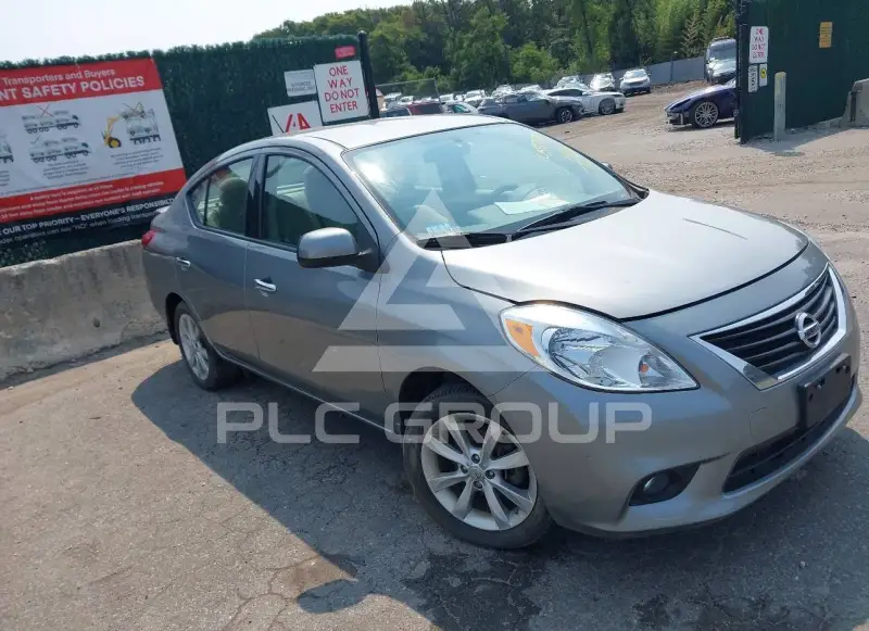 2014 Nissan VERSA photo