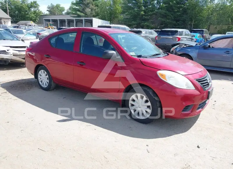 2014 Nissan VERSA фото