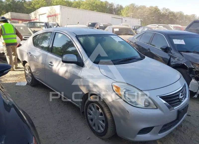 2014 Nissan VERSA photo