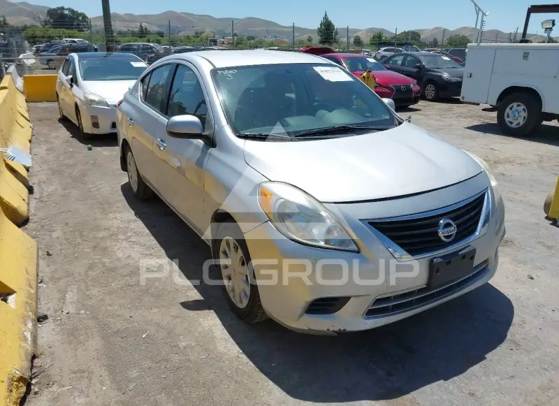 2014 Nissan VERSA фото