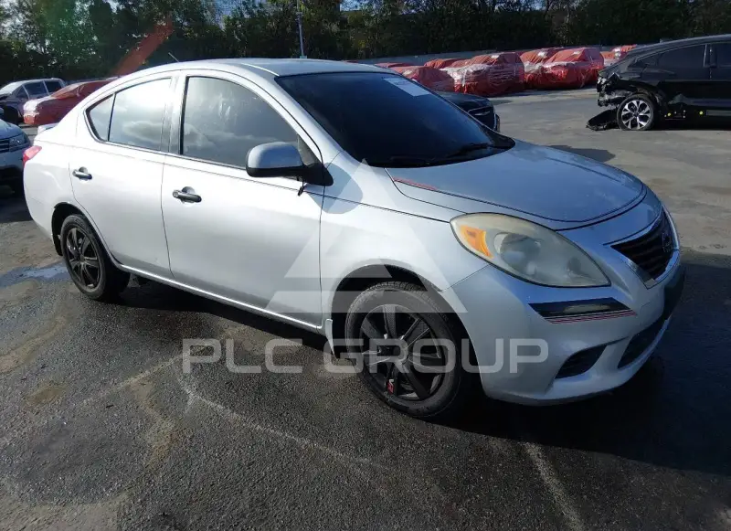 2014 Nissan VERSA фото