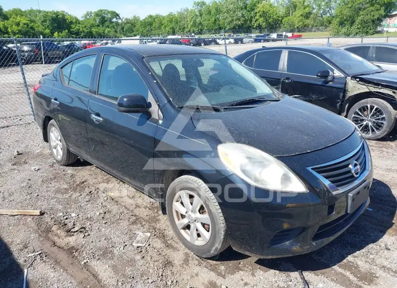 2014 Nissan VERSA фото