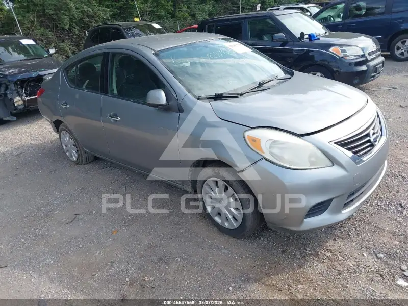 2014 Nissan VERSA фото