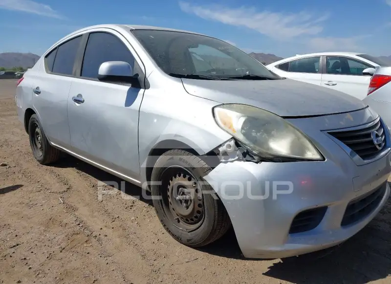 2014 Nissan VERSA фото